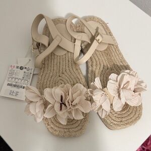 Zara Cream Floral Kids Sandals